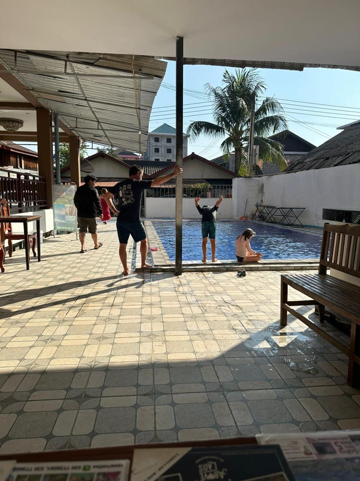 Vang Vieng Global Hostel Esterno foto